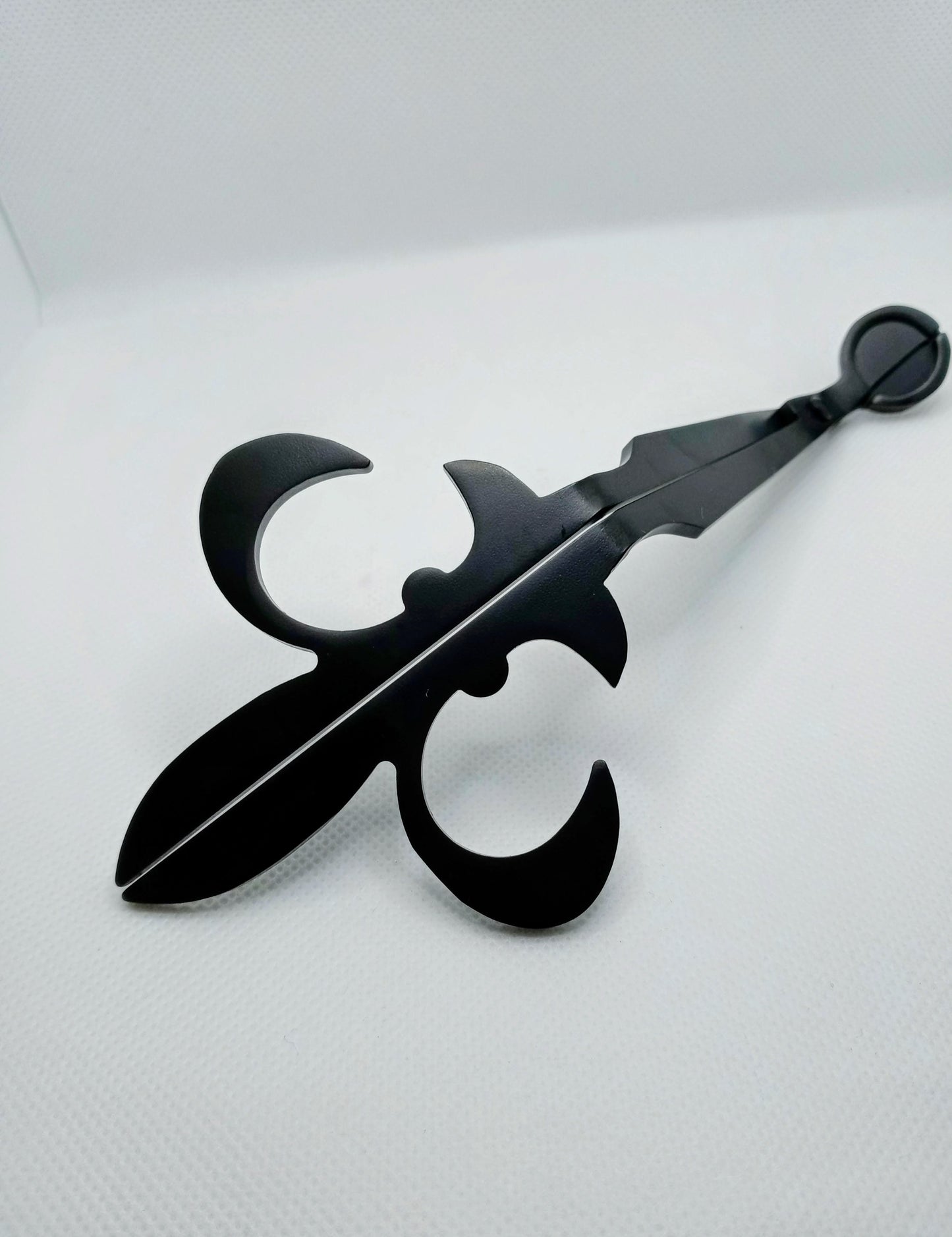 Fleur-di-Lis Wick Cutter